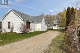 Detached House for Sale, 113 6th Street N, Nipawin, SK