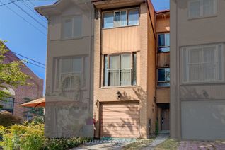 Townhouse for Sale, 652 Adelaide St W, Toronto, ON