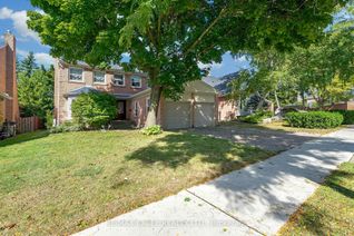 Detached House for Sale, 22 The Bridle Tr, Markham, ON