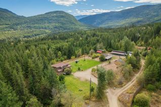 Detached House for Sale, 2396 Nault Road, Castlegar, BC