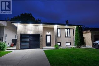 Detached House for Sale, 12 Solomon Crescent, Hamilton, ON