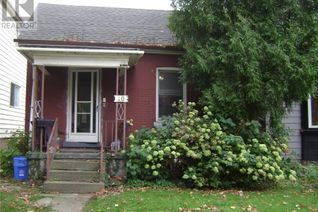 House for Sale, 40 Aikman Avenue, Hamilton, ON