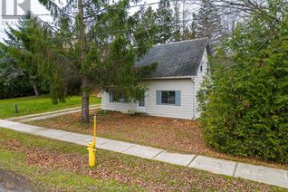 Detached House for Sale, 35 King Street W, Blue Mountains, ON