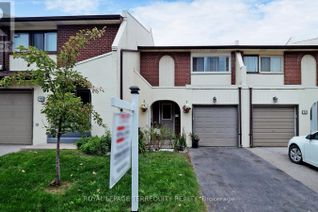 Townhouse for Sale, 41 Mississauga Valley Boulevard #11, Mississauga (Mississauga Valleys), ON