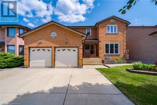 Detached House for Sale, 50 Shadeland Crescent, Stoney Creek, ON