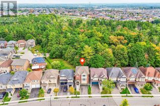 Detached House for Sale, 133 Art West Avenue, Newmarket (Woodland Hill), ON