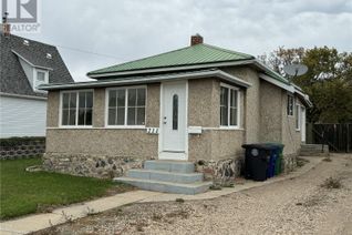 Detached House for Sale, 211 4th Avenue E, Biggar, SK