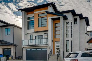 House for Sale, 10 Straddock Bay Sw, Calgary, AB