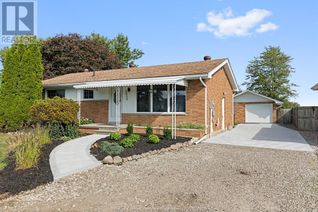 Detached House for Sale, 2950 County Rd 27, Lakeshore, ON