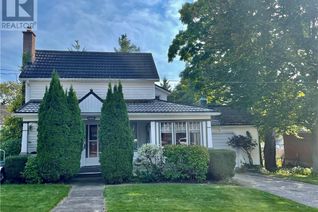 House for Sale, 352 Queen Street, Woodstock, ON