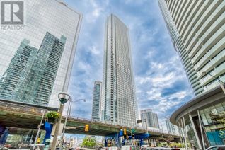 Condo Apartment for Sale, 10 York Street #3303, Toronto (Waterfront Communities), ON