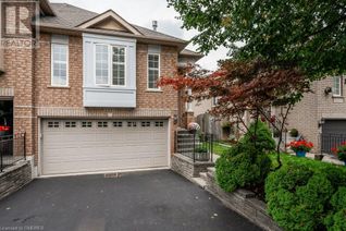 Townhouse for Sale, 2225 Hummingbird Way, Oakville, ON