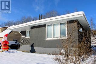 Detached House for Sale, 2 Essa Pl, Manitouwadge, ON