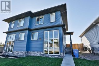 Duplex for Sale, 310 Coalbanks Boulevard W, Lethbridge, AB