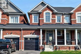 Freehold Townhouse for Sale, 13 Barfoot Street, Collingwood, ON