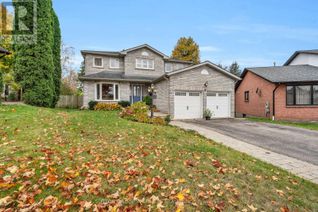 Detached House for Sale, 9 Tower Court, Bradford West Gwillimbury (Bradford), ON