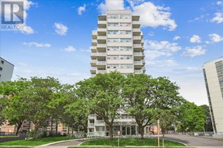 Property for Sale, 2345 Confederation Parkway #Ph3, Mississauga (Cooksville), ON