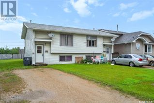 Duplex for Sale, 15a & 15b Erixon Place, Clavet, SK