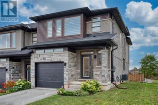 Freehold Townhouse for Sale, 3995 Crown Street, Beamsville, ON