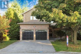 Detached House for Sale, 311 Sheridan Court, Newmarket (Gorham-College Manor), ON