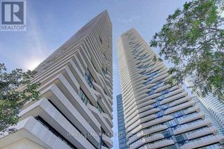 Condo Apartment for Sale, 100 Harbour Street #1911, Toronto (Waterfront Communities), ON