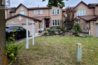 Freehold Townhouse for Rent, 61 Fernbank Place, Whitby (Pringle Creek), ON