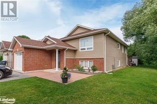 Bungalow for Sale, 18 Shannon Court, Collingwood, ON