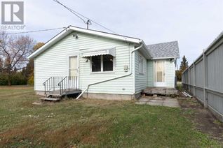 Bungalow for Sale, 113 Mcleod Street, Ferintosh, AB