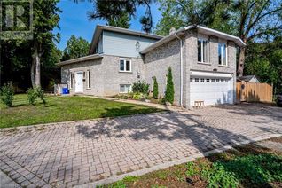 Detached House for Sale, 82 Osler Drive, Dundas, ON