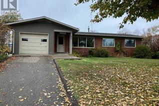 House for Sale, 800 2nd Street Se, Manning, AB