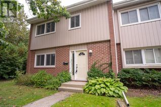 Condo Townhouse for Sale, 121 University Avenue E Unit# 29, Waterloo, ON