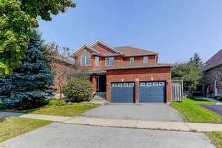 Detached House for Sale, 25 Mac Carl Cres, Whitby, ON