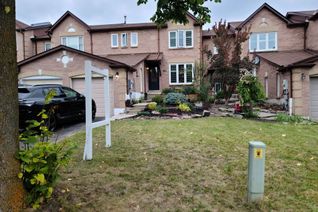 Freehold Townhouse for Rent, 61 Fernbank Pl, Whitby, ON