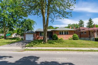 Bungalow for Rent, 227 Church St S, Richmond Hill, ON