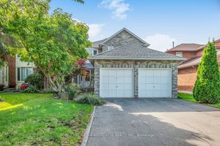 Detached House for Sale, 91 Eleanor Circ, Richmond Hill, ON