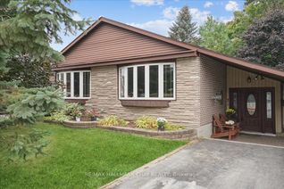 Bungalow for Sale, 300 Duckworth St, Barrie, ON