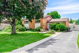 Sidesplit for Sale, 9 Cumbrian Crt, Brampton, ON