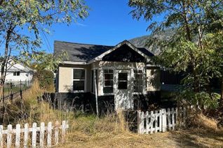 Detached House for Sale, 166 Crescent Street, Castlegar, BC