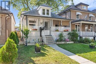 Detached House for Sale, 877 Hall Avenue, Windsor, ON