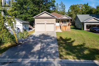 House for Sale, 81 52nd Street S, Wasaga Beach, ON