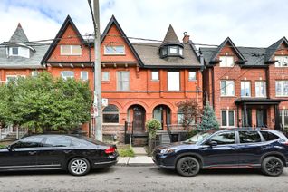 Townhouse for Sale, 72 Oxford St, Toronto, ON