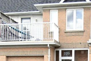 Townhouse for Rent, 109 Carrera Blvd #Upper, Toronto, ON