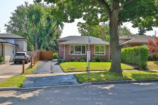 Backsplit for Sale, 15 Windover Dr, Toronto, ON