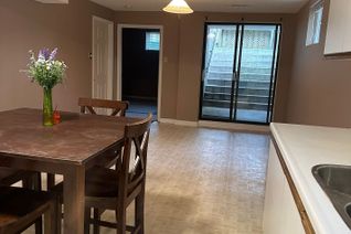 House for Rent, 102 Geoffrey Cres E, Whitchurch-Stouffville, ON