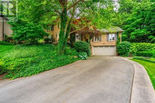 Detached House for Sale, 138 Uphill Court, Ancaster, ON