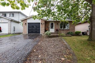 Detached House for Sale, 3 Sinclair Crt, Barrie, ON