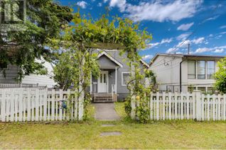 Detached House for Sale, 7270 17th Avenue, Burnaby, BC