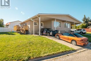 Duplex for Sale, 614 Mcdougall Street, Pincher Creek, AB