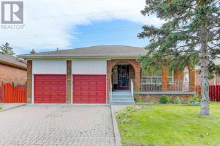 Backsplit for Sale, 31 Lambeth Square, Toronto (Steeles), ON