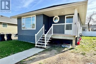 Detached House for Sale, 8 Cj Houston Place, Yorkton, SK